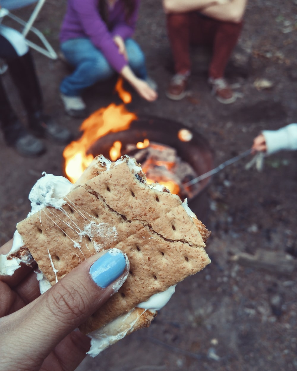 How To Make Any Outdoor Meal A Bug-Free Zone