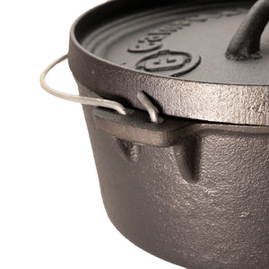 Campmaid 12 Pre-Seasoned 7 Quart Dutch Oven Without Legs